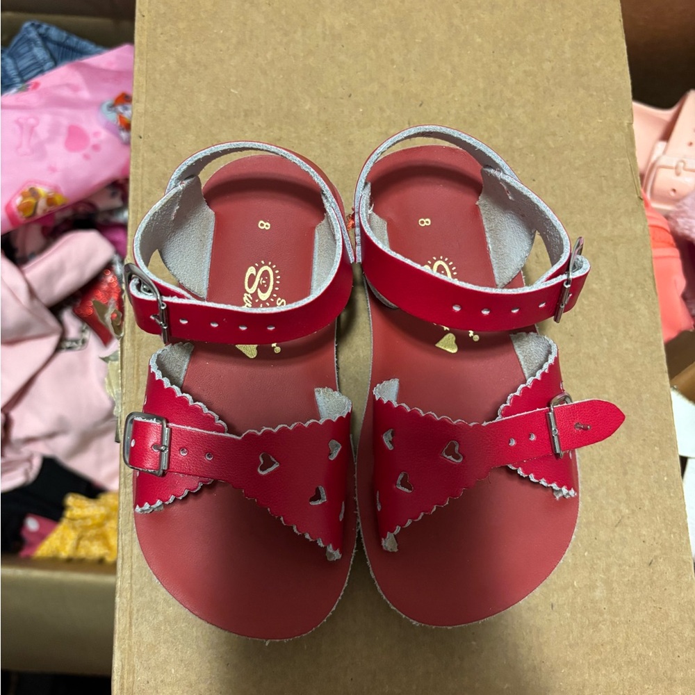Red with Adjustable Straps - Picture 2 of 7